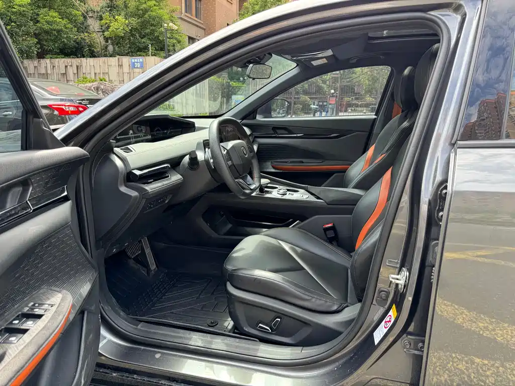 Changan UNI-V — миниатюра 4