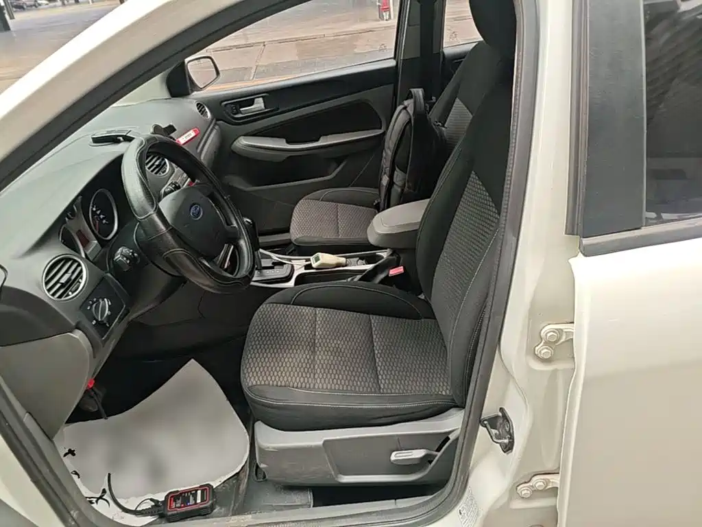 Ford Focus — миниатюра 15