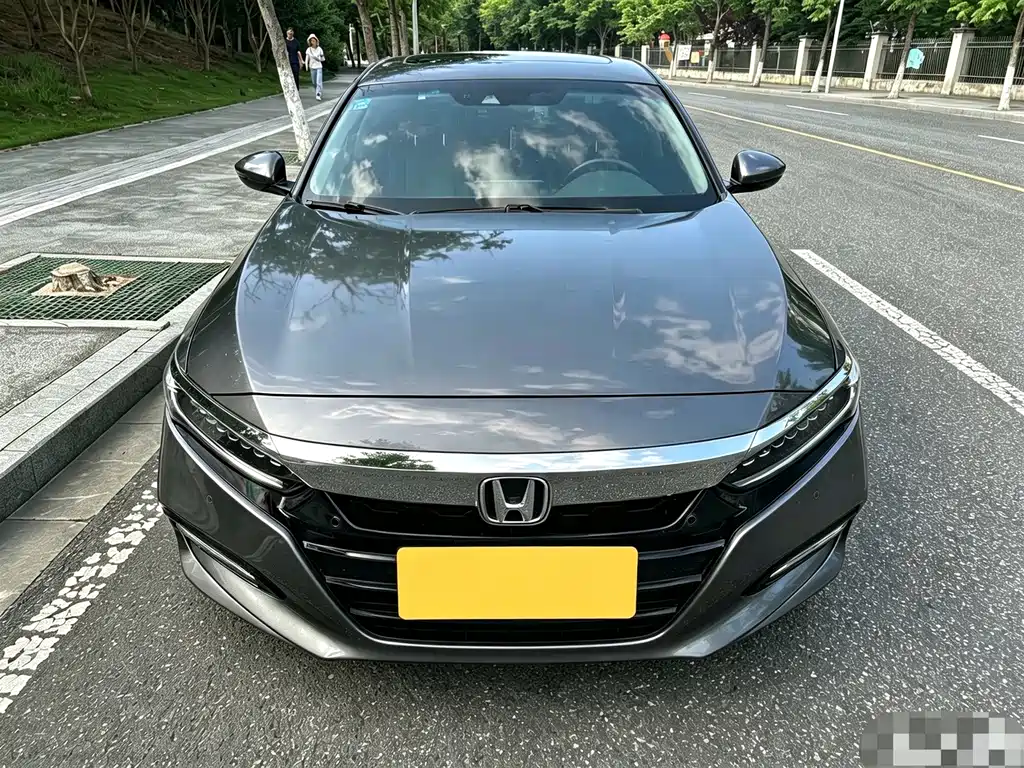 Honda Accord — миниатюра 2