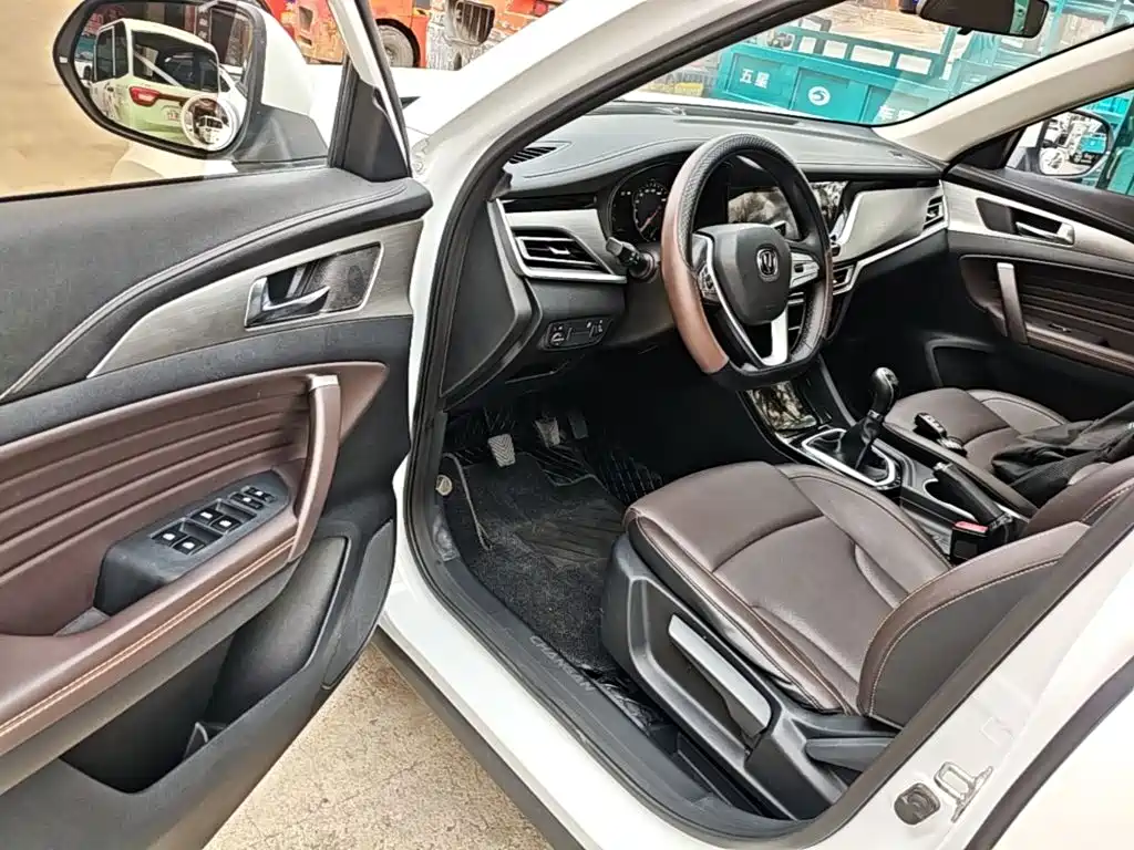 Changan CS35PLUS — миниатюра 16