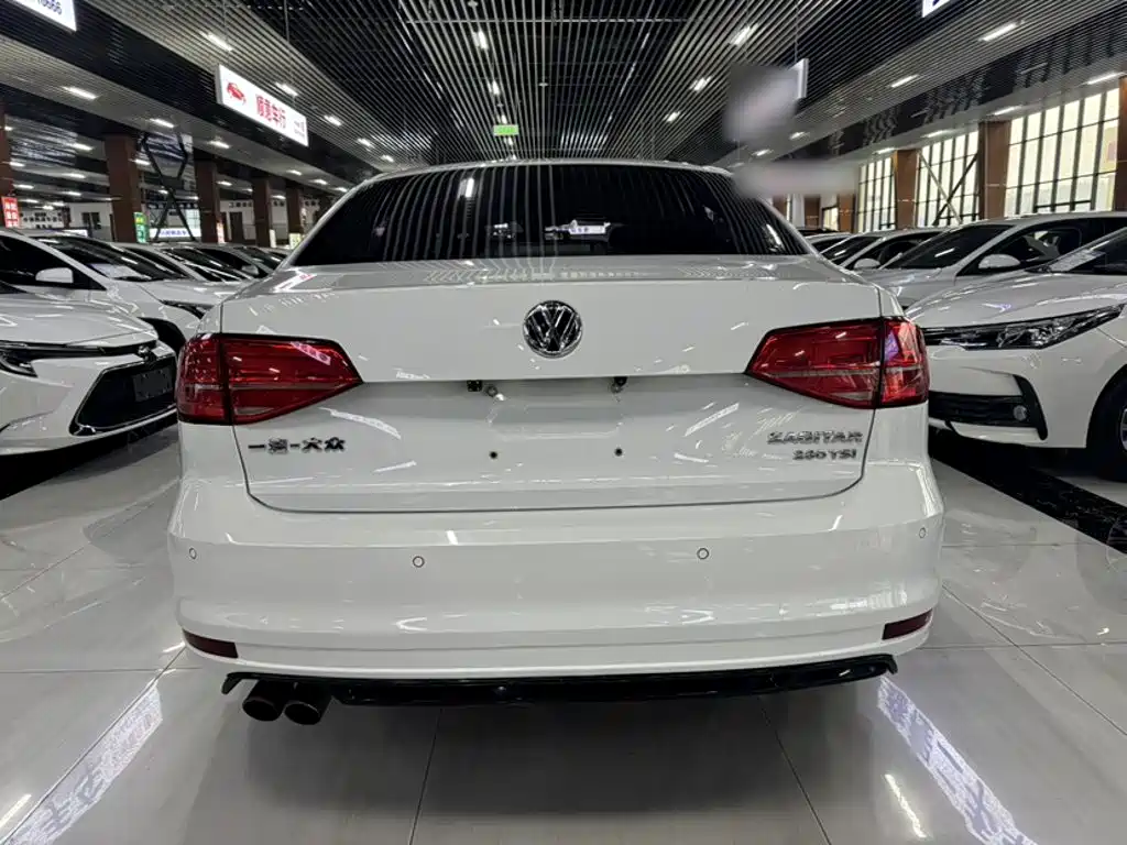 Volkswagen Sagitar — миниатюра 6