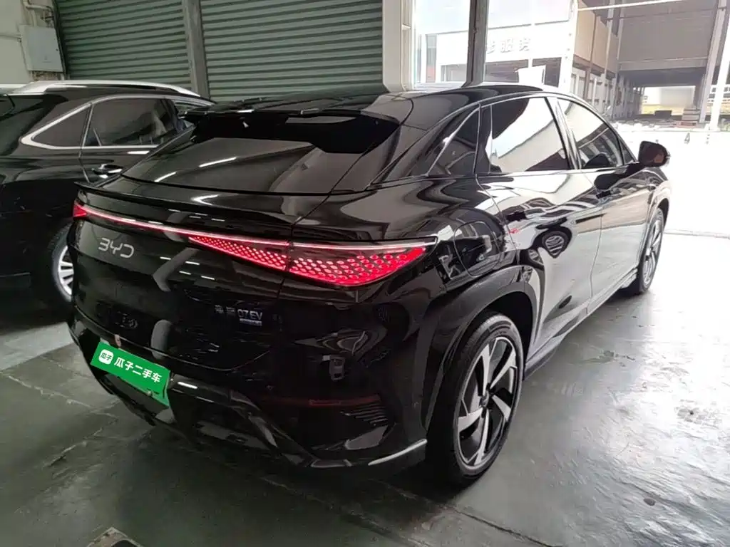BYD 07 EV 2025 610