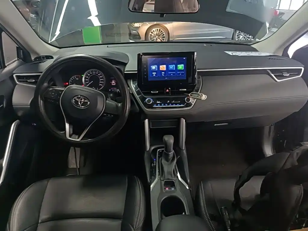 Toyota Frontlander — миниатюра 10
