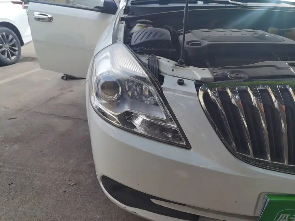 Buick Excelle — миниатюра 7