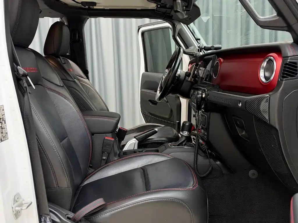 Jeep Wrangler — миниатюра 6