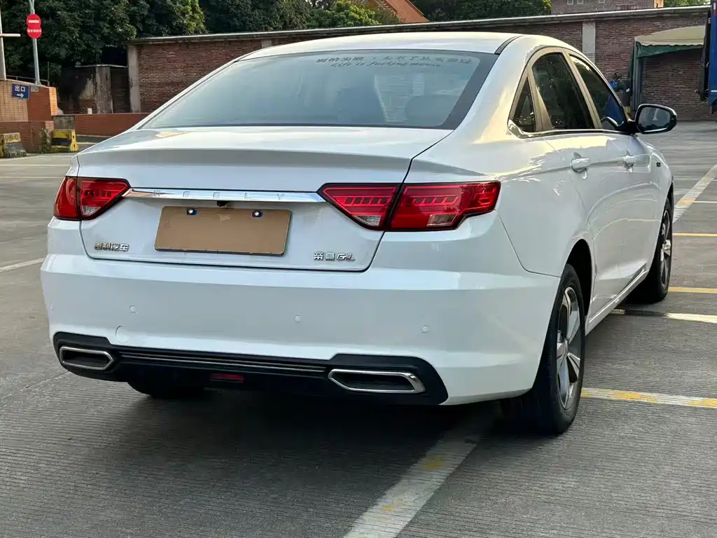 Geely Emgrand GL — миниатюра 6