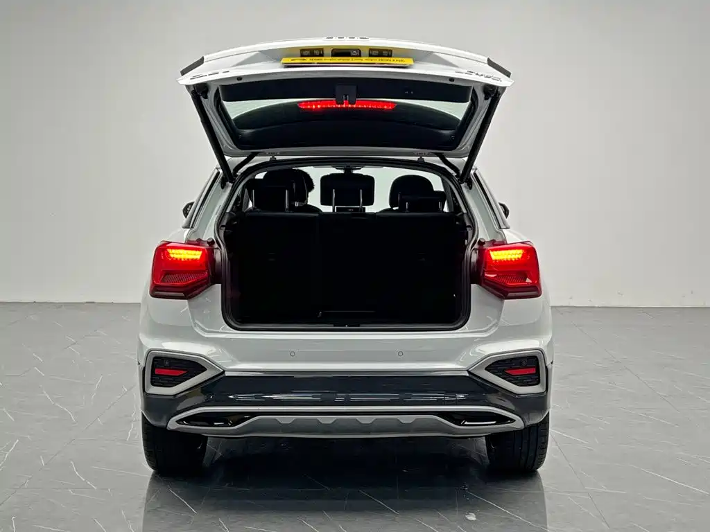 Audi Q2L — миниатюра 9