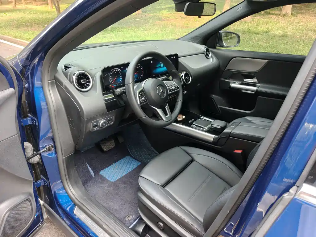 Mercedes-Benz GLA — миниатюра 7