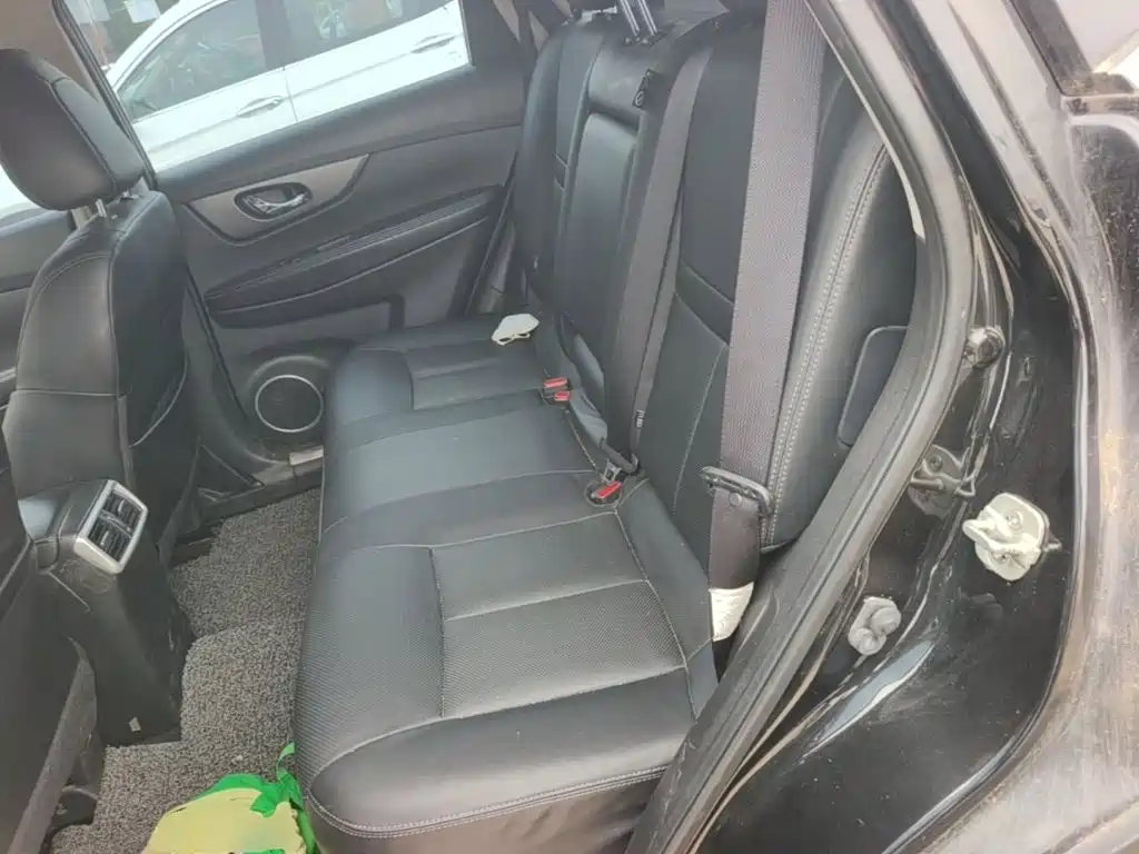 Nissan X-Trail — миниатюра 17