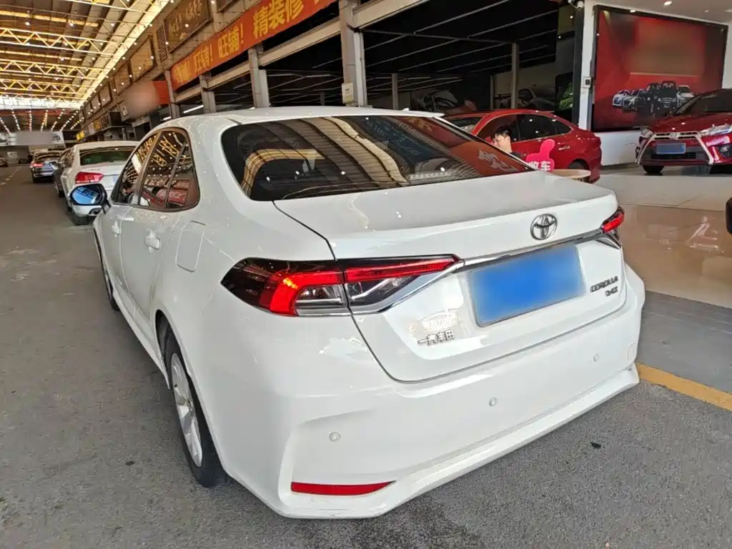 Toyota Corolla — миниатюра 5
