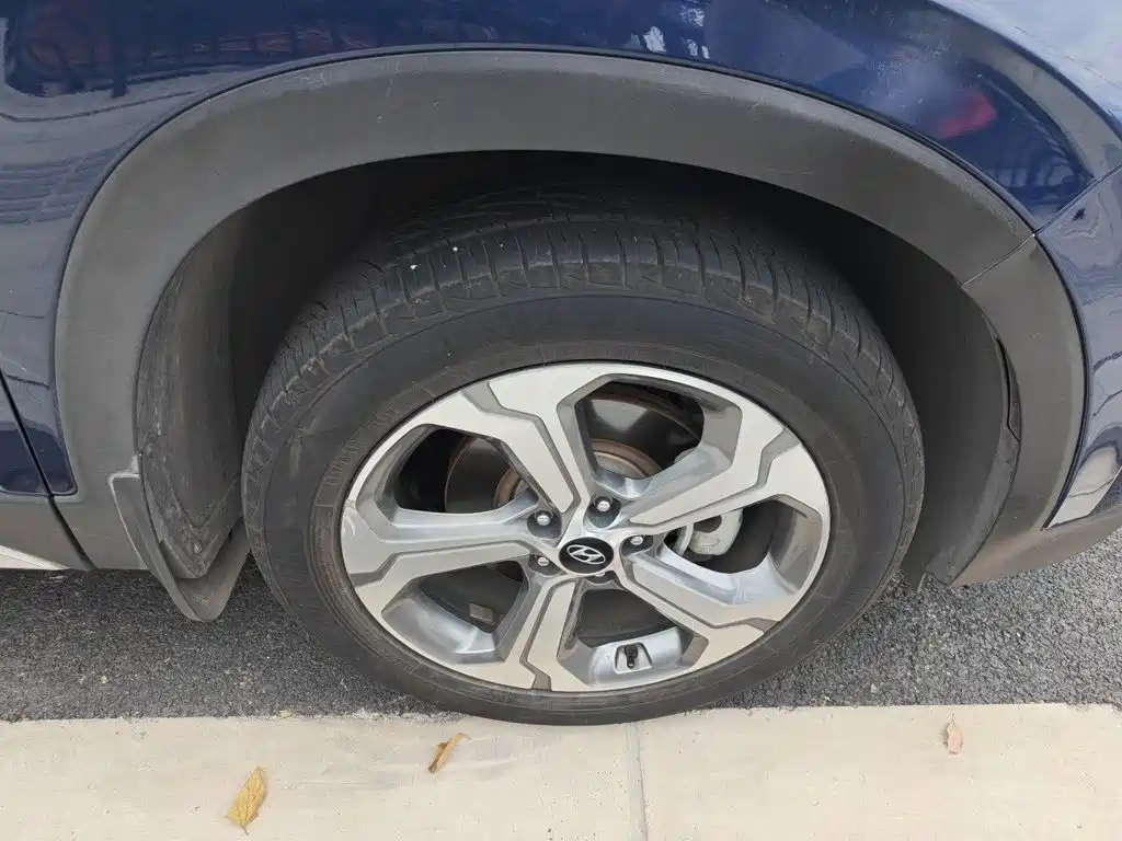 Hyundai Santa Fe — миниатюра 8