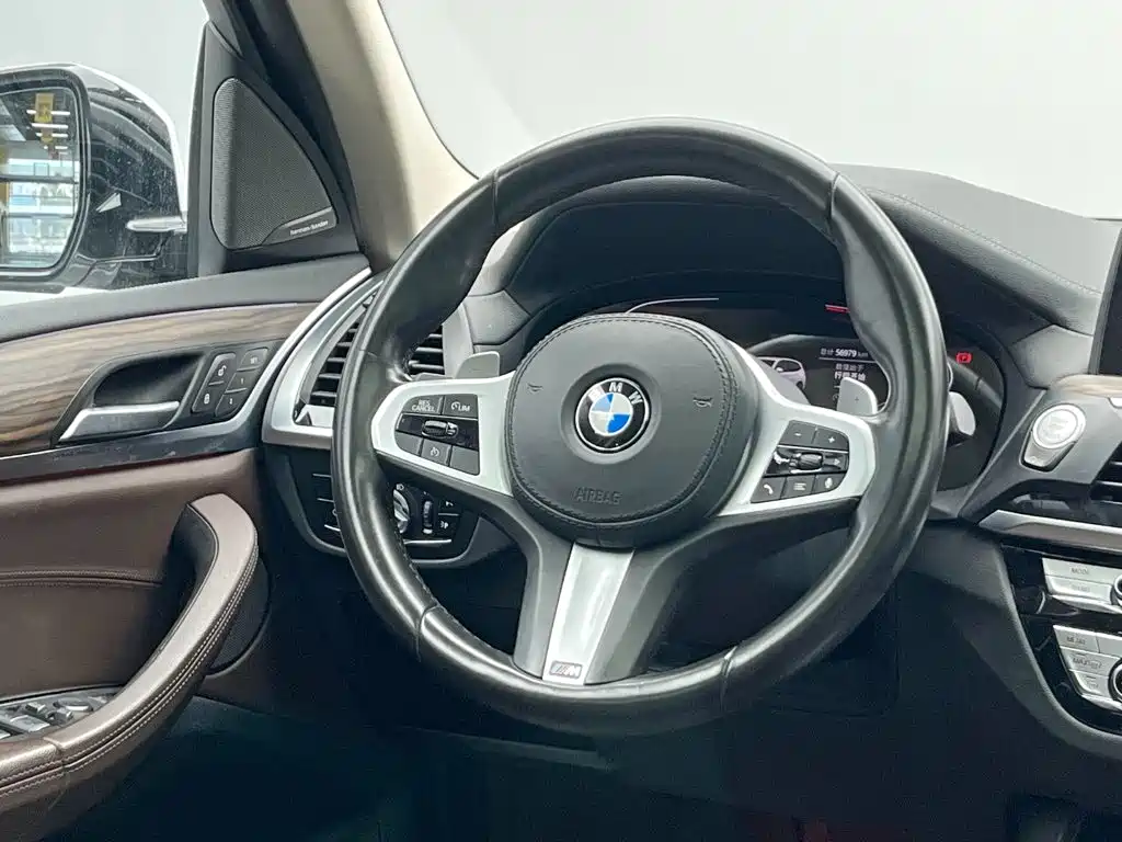 BMW X3 — миниатюра 20