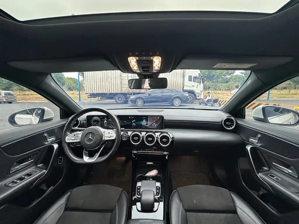 Mercedes-Benz A-Class — миниатюра 11