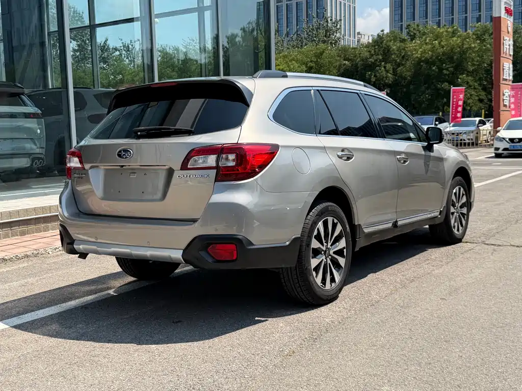 Subaru Outback 2.5i Sport Navigation Edition, фото 9