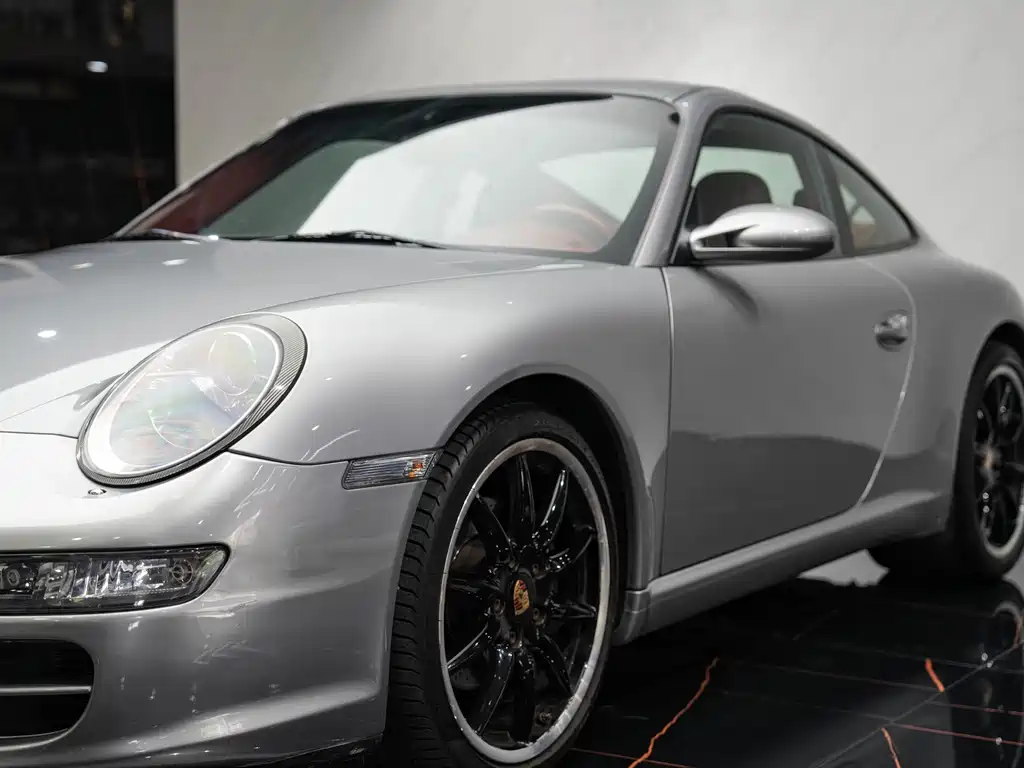 Porsche 911 — миниатюра 6