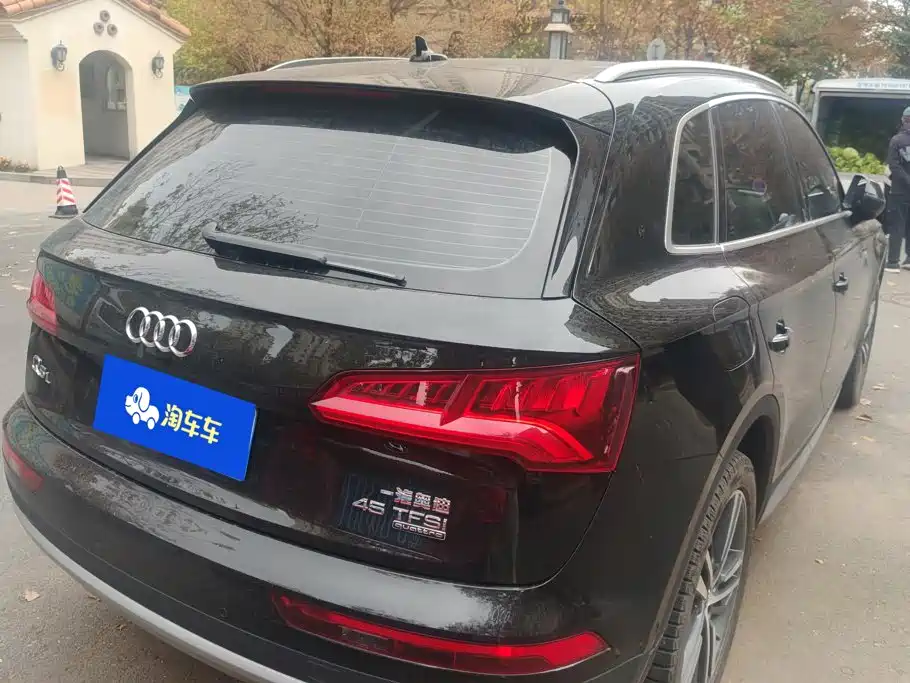 Audi Q5L — миниатюра 3