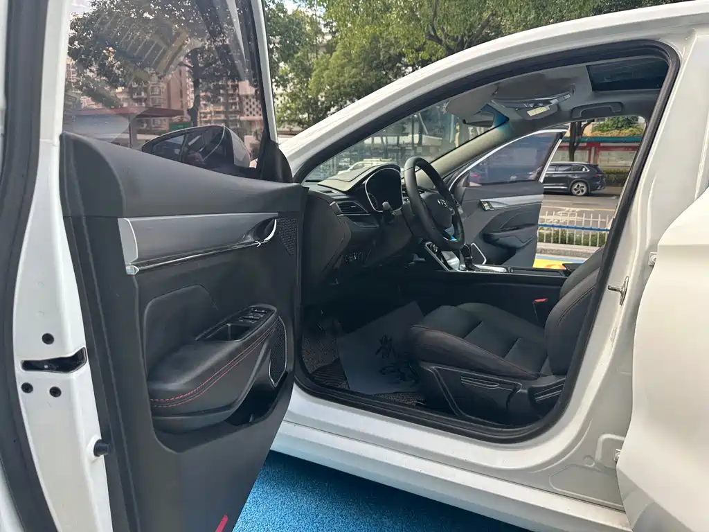 Geely Binrui — миниатюра 9