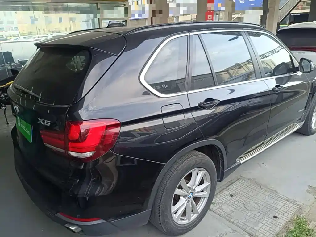 BMW X5 (Import) — миниатюра 7