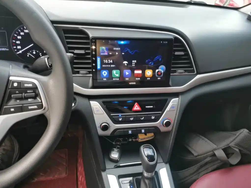 Hyundai Elantra — миниатюра 13