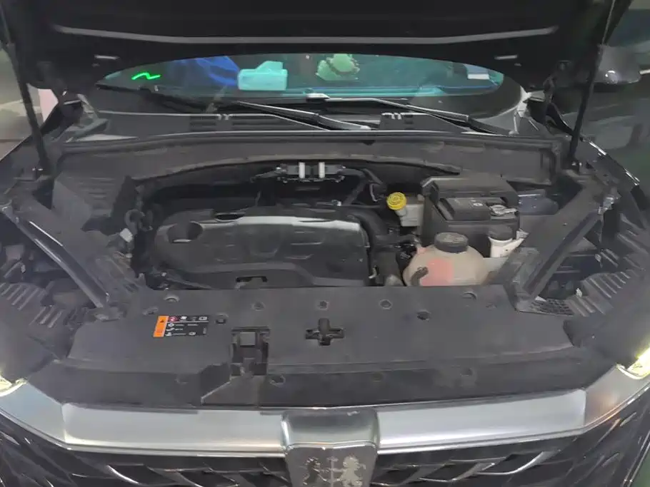 Roewe RX5 — миниатюра 10