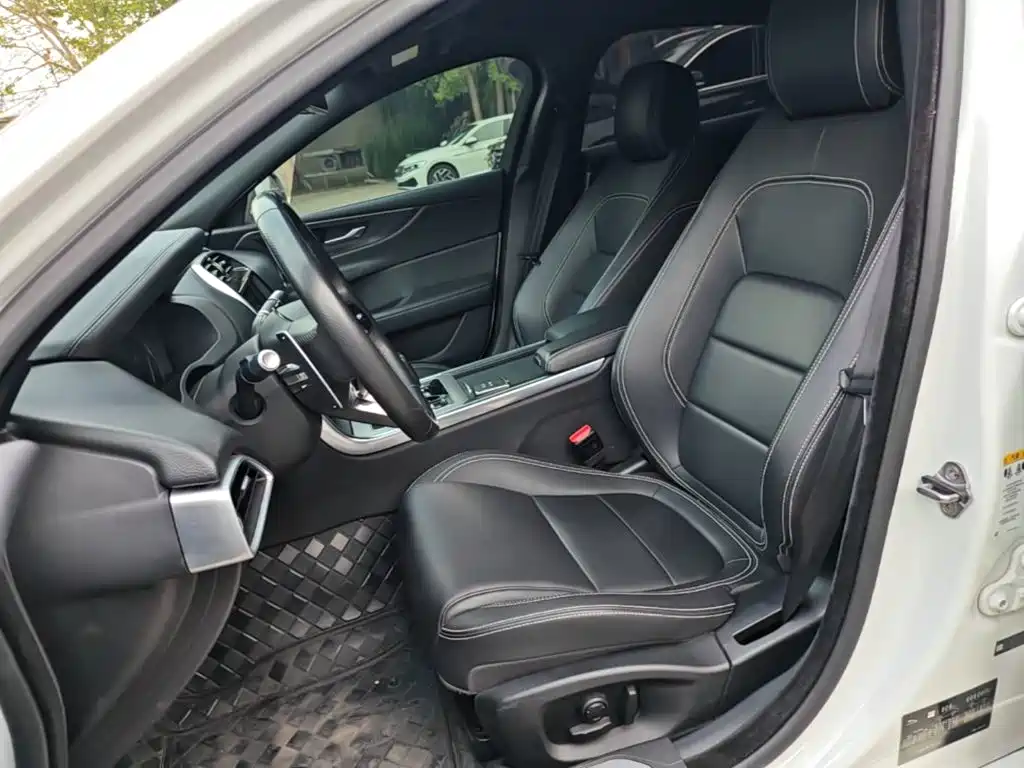 Jaguar XEL — миниатюра 15