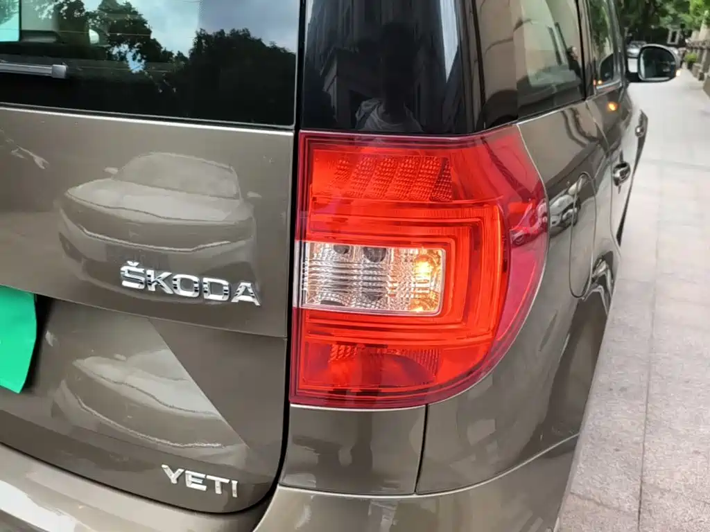 Skoda Yeti — миниатюра 8