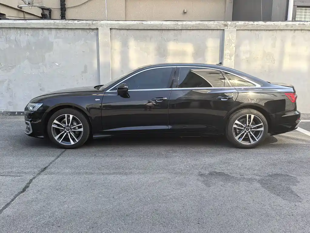 Audi A6L — миниатюра 2