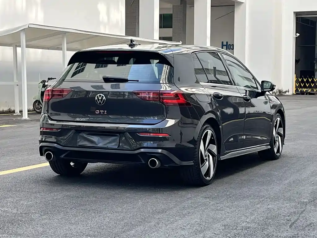 Volkswagen Golf GTI — миниатюра 18