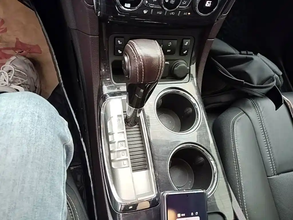 Buick Enclave — миниатюра 14