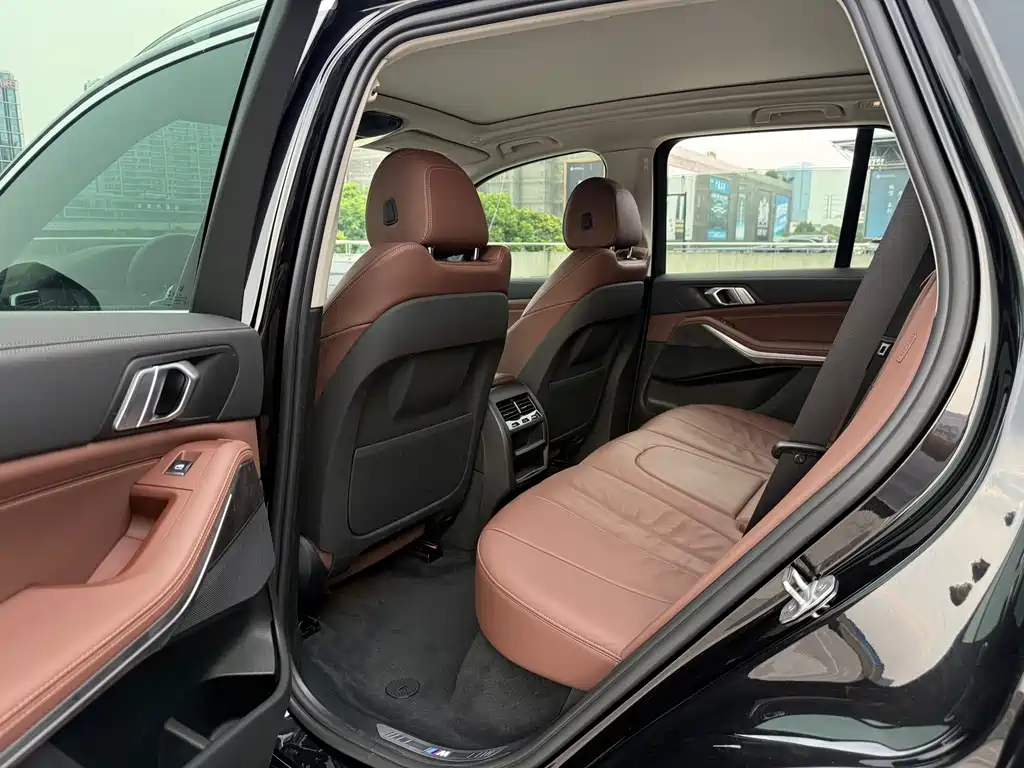 BMW X5 (Import) — миниатюра 13