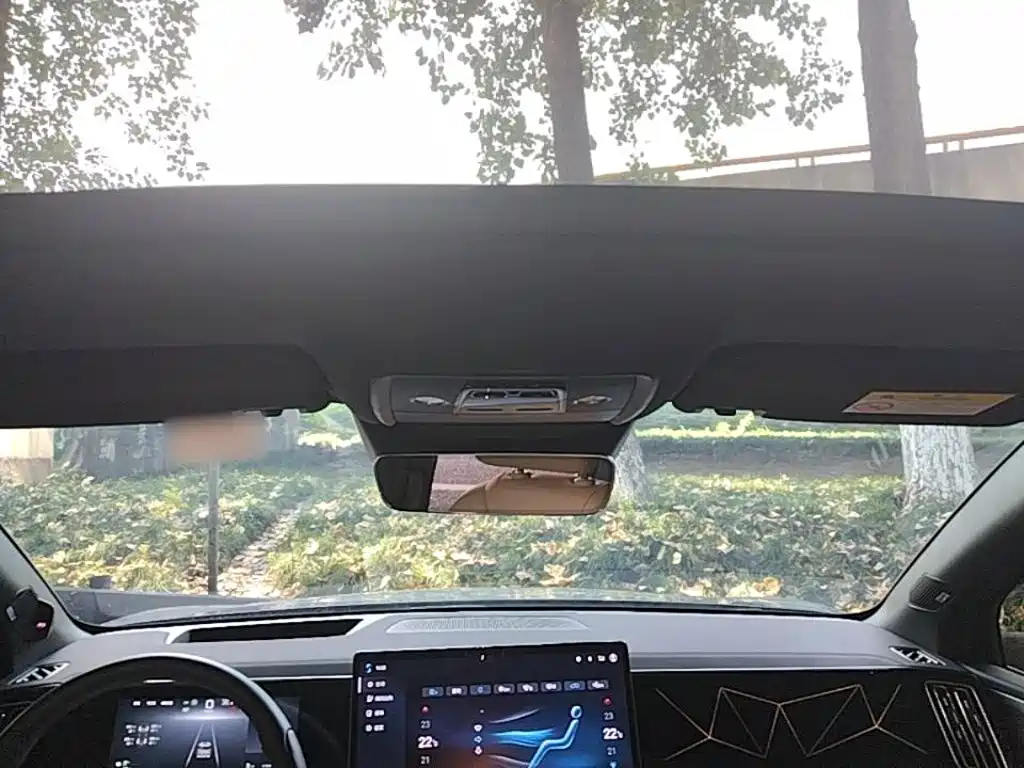 BYD L DM-i — миниатюра 18