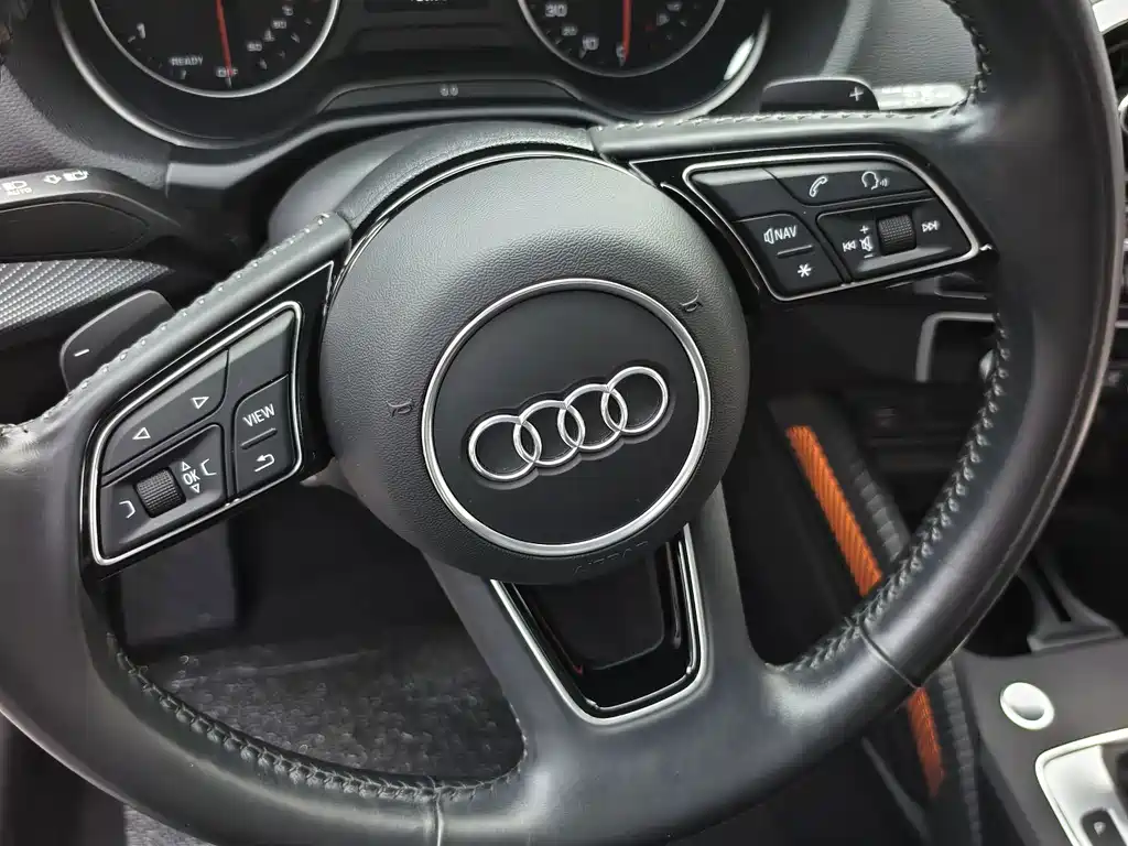 Audi Q2L — миниатюра 13