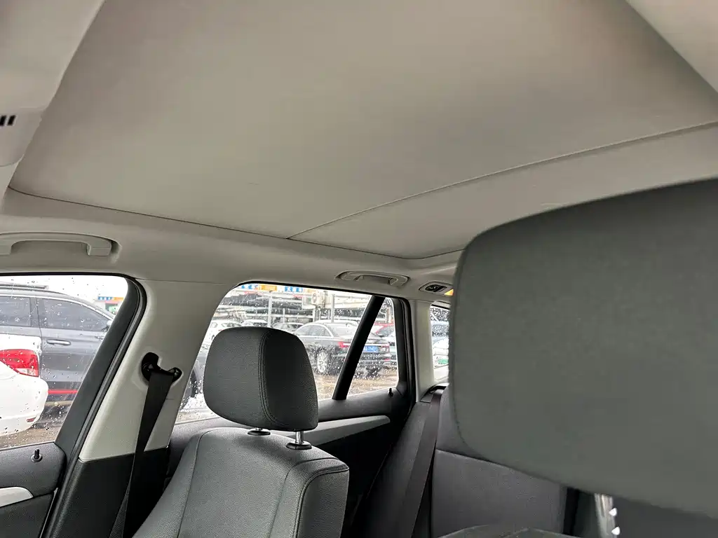 BMW X1 — миниатюра 8