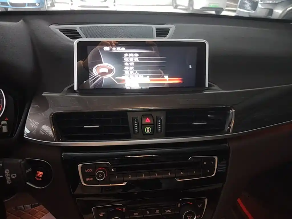 BMW X1 — миниатюра 13