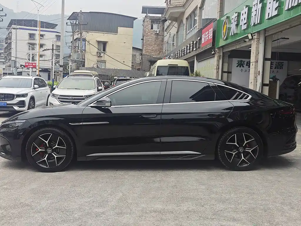 BYD Han — миниатюра 2