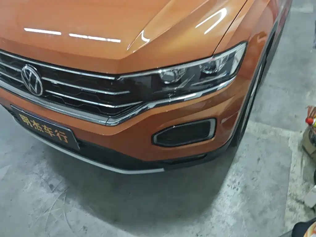 Volkswagen T-Roc — миниатюра 24
