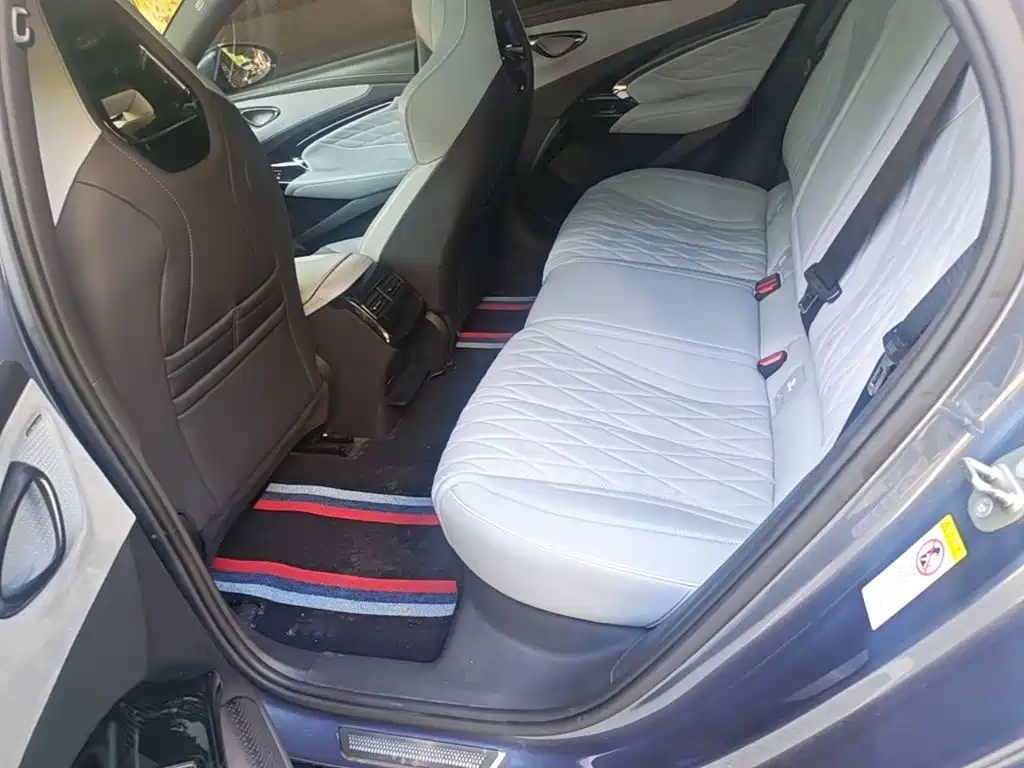 BYD Seal — миниатюра 13