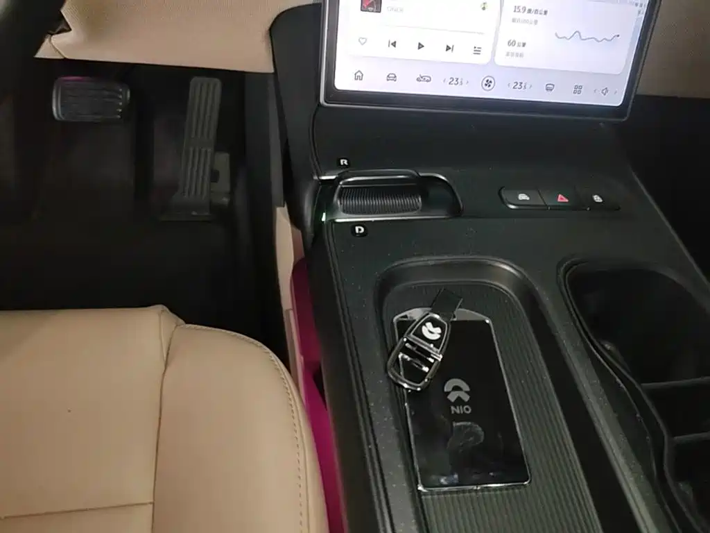 NIO ET5T — миниатюра 14