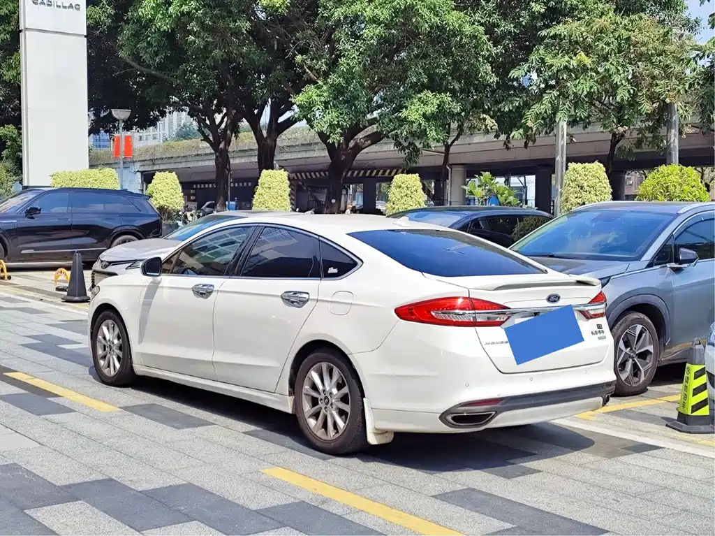 Ford Mondeo — миниатюра 4