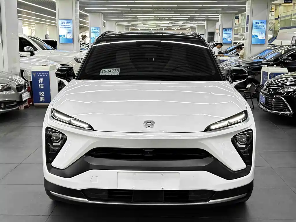 NIO ES6 — миниатюра 2