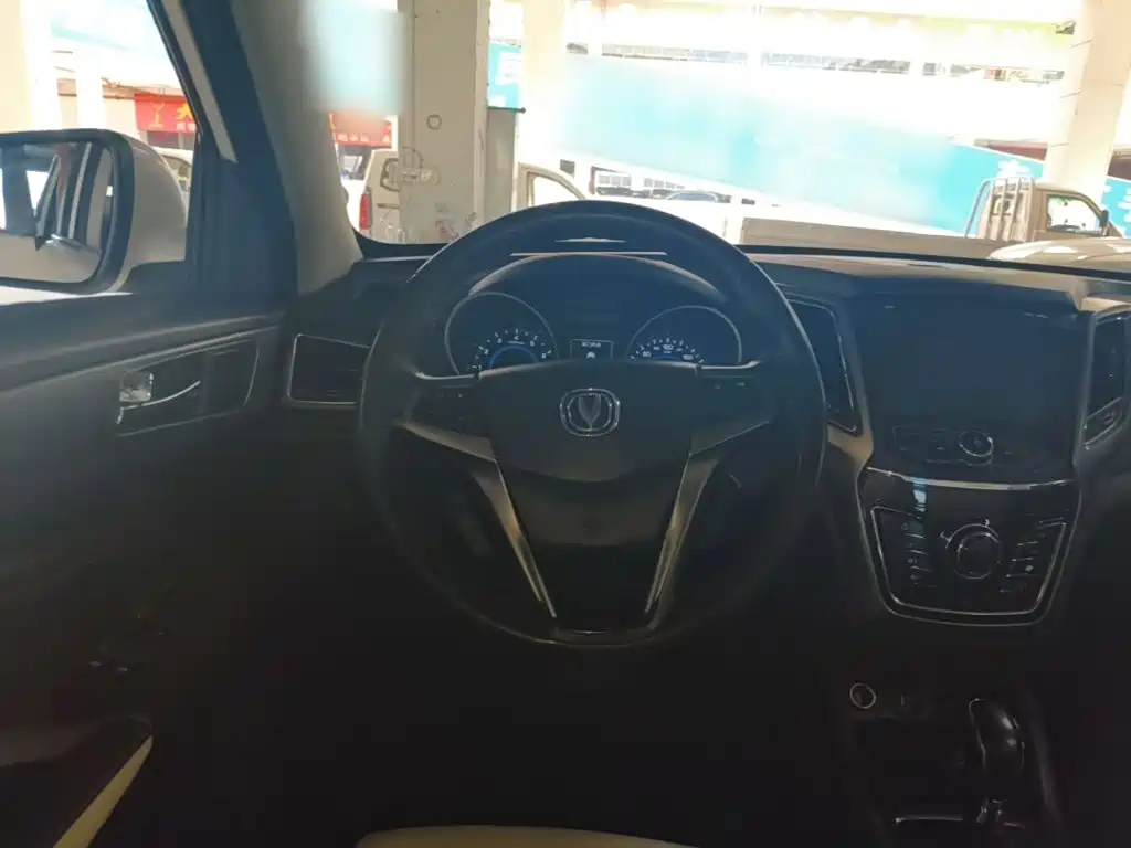 Changan CS35 — миниатюра 11