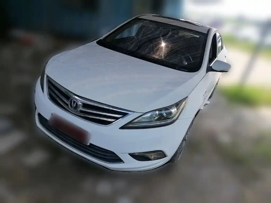 Changan Eado — миниатюра 3