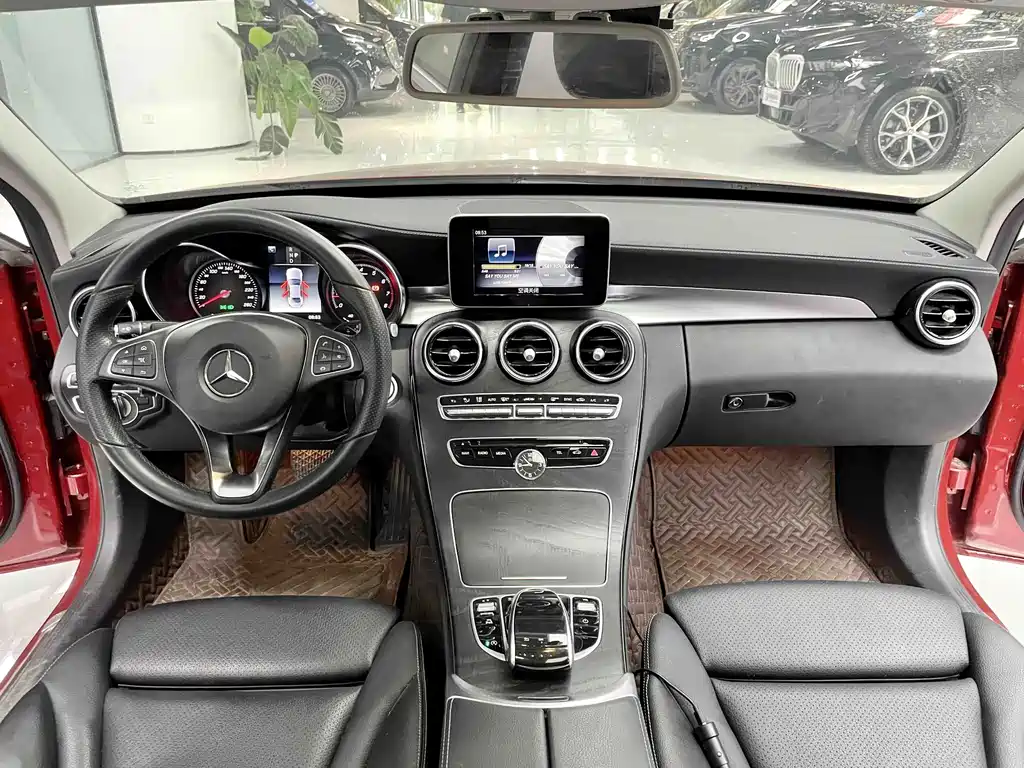 Mercedes-Benz C-Class — миниатюра 4