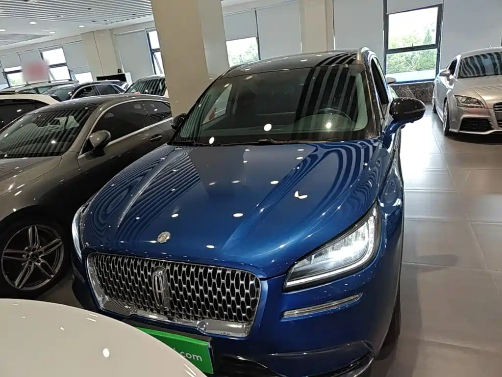 Lincoln Corsair — миниатюра 3