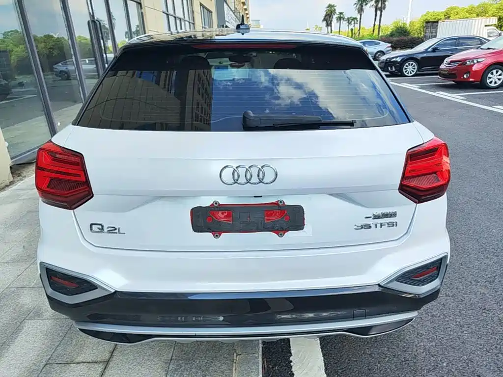 Audi Q2L — миниатюра 6