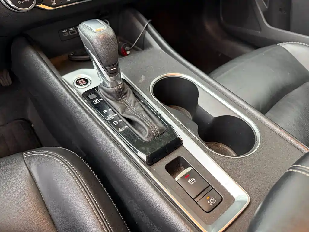 Nissan Teana — миниатюра 9