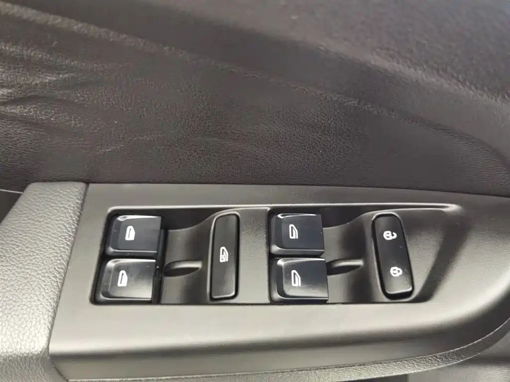 Geely Vision X3 X3 2021 PRO 1.5L CVT Luxury