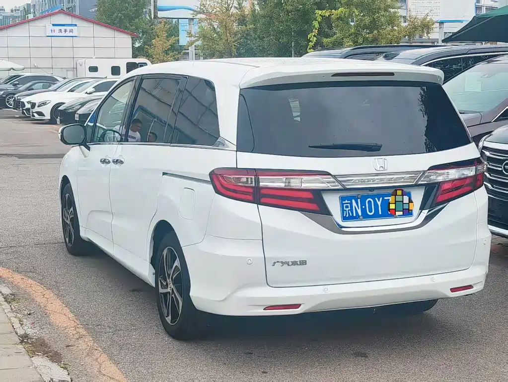 Honda Odyssey — миниатюра 2