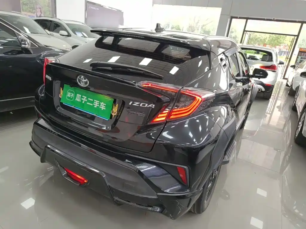 Toyota IZOA — миниатюра 7