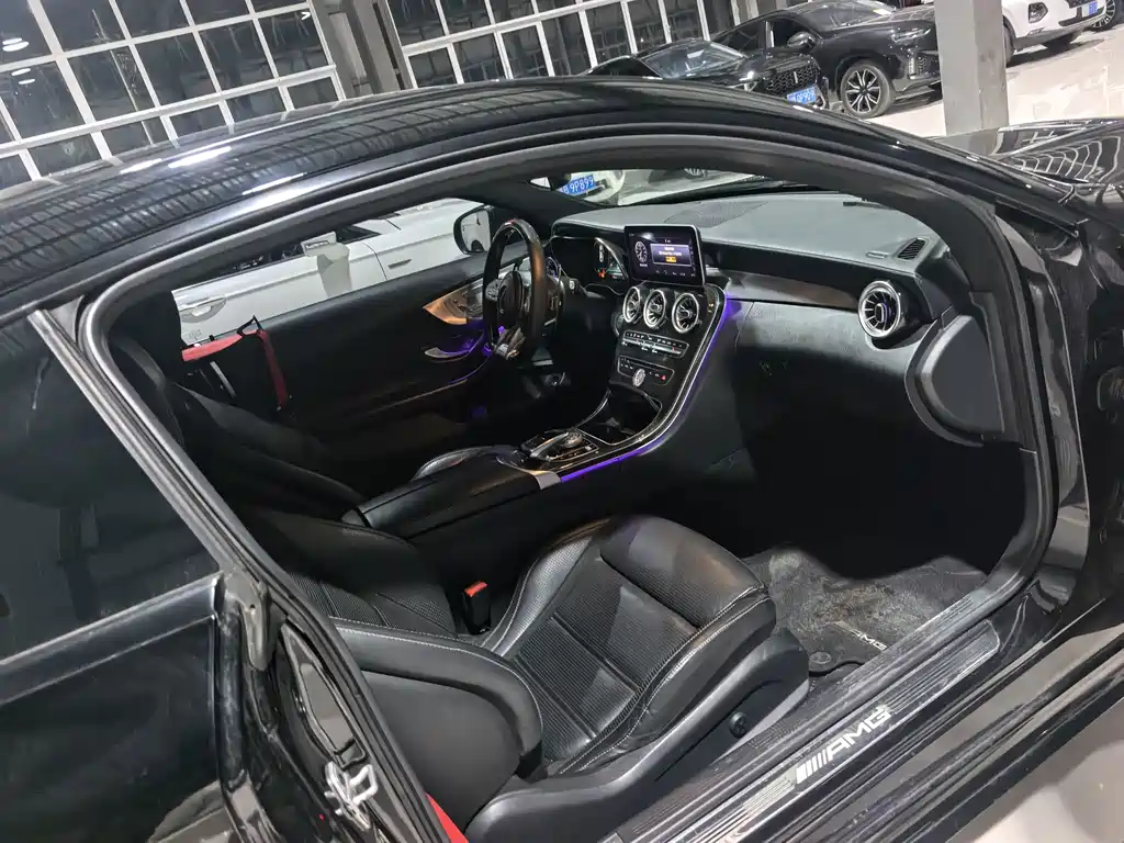 Mercedes-Benz C-Class AMG — миниатюра 11
